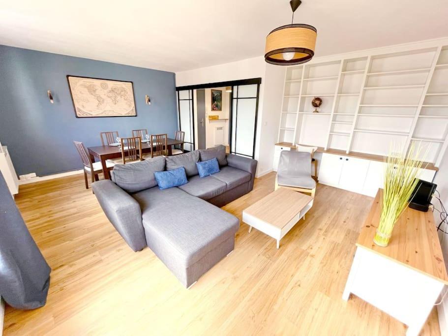 Grand Appartement Neuf F5 100M2 Avec Balcon Ruan Exterior foto